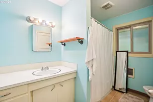 12444 SW 57th Ave, Portland, OR 97219 - Photo 36