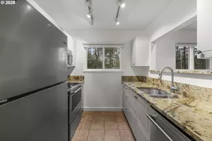 20050 Snowdrop Ct, West Linn, OR 97068 - Photo 6