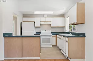 17618 SW Woodberry Ct, Beaverton, OR 97007 - Photo 16