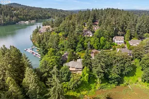 1563 Bay View Ln, Lake Oswego, OR 97034 - Photo 2