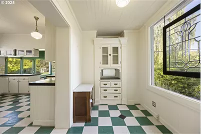 30295 N Highway 99W, Newberg, OR 97132 - Photo 8