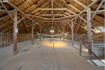 30295 N Highway 99W, Newberg, OR 97132 - Photo 44