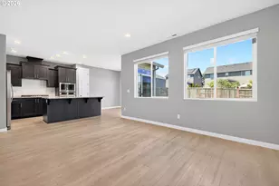 222 W 17th St, Lafayette, OR 97127 - Photo 10