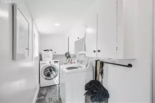2237 NE 14th Ave, Portland, OR 97212 - Photo 24