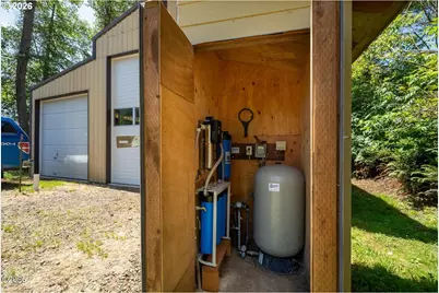 1150 Skyline Dr, Tillamook, OR 97141 - Photo 38