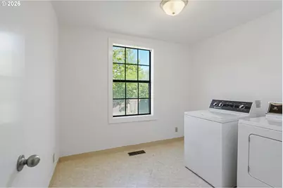 3070 Troth Ct SE, Salem, OR 97302 - Photo 36