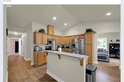 25246 Corky Ln, Veneta, OR 97487 - Photo 14