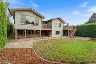 880 NW 3rd St, Gresham, OR 97030 - Photo 46