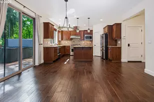 6580 SW Evan Ct, Portland, OR 97223 - Photo 8