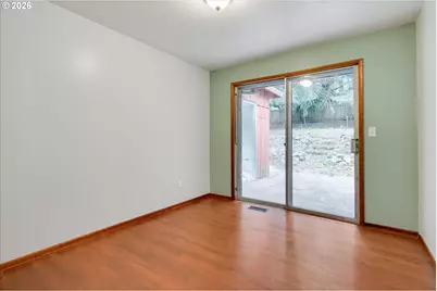 9080 NW Kearney St, Portland, OR 97229 - Photo 14