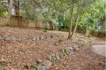 9080 NW Kearney St, Portland, OR 97229 - Photo 38