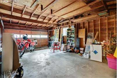 9080 NW Kearney St, Portland, OR 97229 - Photo 24