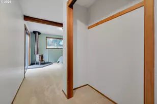 9080 NW Kearney St, Portland, OR 97229 - Photo 16