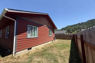 120 E Date St, Powers, OR 97466 - Photo 32