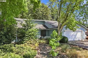 310 NE Kingwood St, McMinnville, OR 97128 - Photo 2