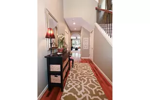 7798 SW Alder St, Portland, OR 97224 - Photo 2