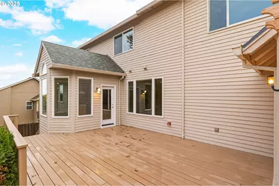 8722 NW Benson St, Portland, OR 97229 - Photo 32