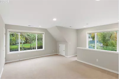 8722 NW Benson St, Portland, OR 97229 - Photo 20