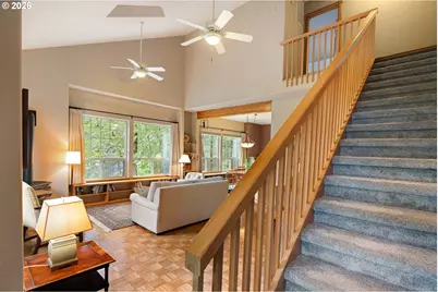 217 Rockridge Loop, Eugene, OR 97405 - Photo 6