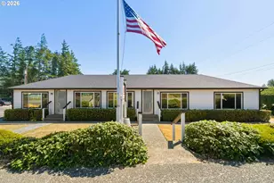 2707 Broadway, North Bend, OR 97459 - Photo 1