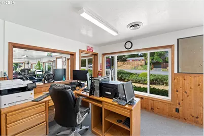 2707 Broadway, North Bend, OR 97459 - Photo 20