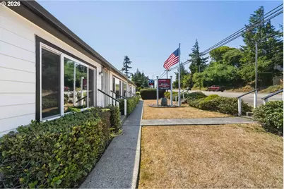 2707 Broadway, North Bend, OR 97459 - Photo 18