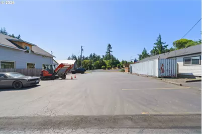2707 Broadway, North Bend, OR 97459 - Photo 32