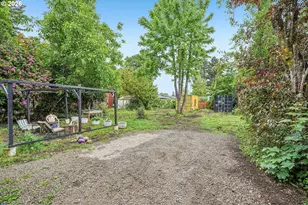 1304 NW Victoria Ave, Gresham, OR 97030 - Photo 16