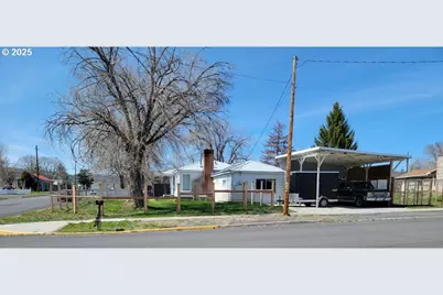 530 W A St, Burns, OR 97720 - Photo 2