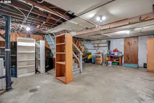 6433 NE Durham Ave, Portland, OR 97211 - Photo 30