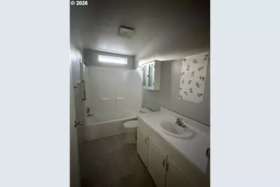 13451 SE Raymond St, Portland, OR 97236 - Photo 18