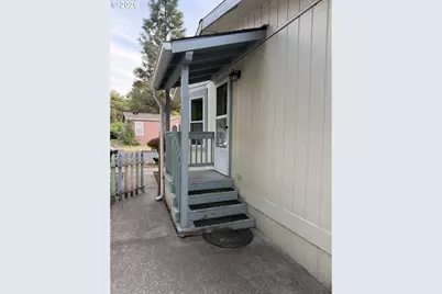 13451 SE Raymond St, Portland, OR 97236 - Photo 22