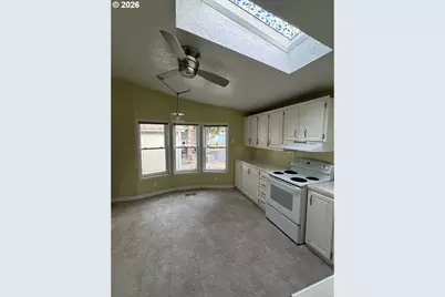 13451 SE Raymond St, Portland, OR 97236 - Photo 20