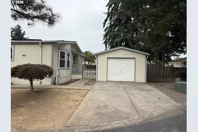 13451 SE Raymond St, Portland, OR 97236 - Photo 4