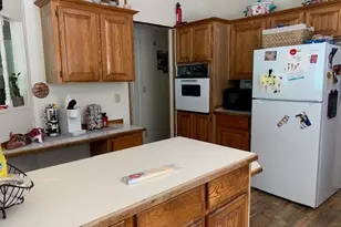 1517 NE Newton Creek Dr, Roseburg, OR 97470 - Photo 8