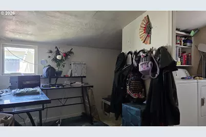 3801 Dove Ln, Eugene, OR 97402 - Photo 24