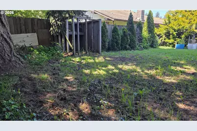 3801 Dove Ln, Eugene, OR 97402 - Photo 44