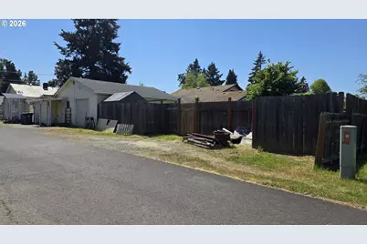 3801 Dove Ln, Eugene, OR 97402 - Photo 8