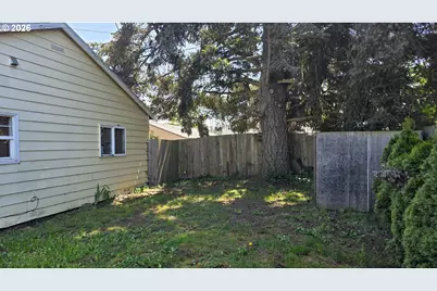 3801 Dove Ln, Eugene, OR 97402 - Photo 34