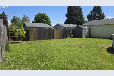 3801 Dove Ln, Eugene, OR 97402 - Photo 40