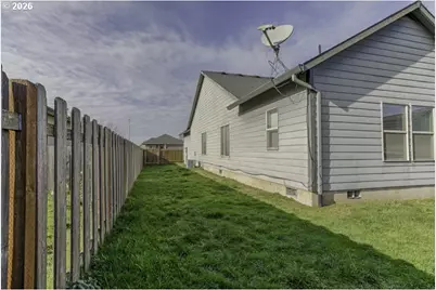 871 Mary Dr, Molalla, OR 97038 - Photo 28