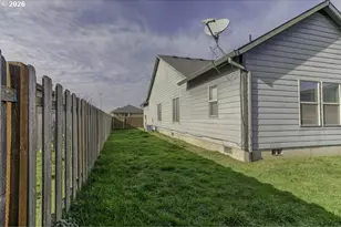 871 Mary Dr, Molalla, OR 97038 - Photo 28