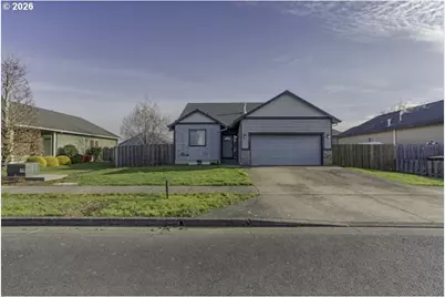 871 Mary Dr, Molalla, OR 97038 - Photo 1