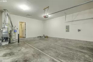 871 Mary Dr, Molalla, OR 97038 - Photo 24