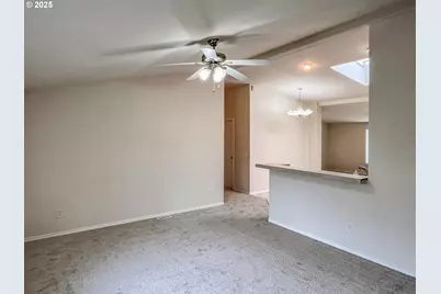 121 Matthew Lee Ct, Roseburg, OR 97471 - Photo 6