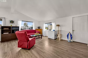 15411 SE Mill Plain Blvd, Vancouver, WA 98684 - Photo 10