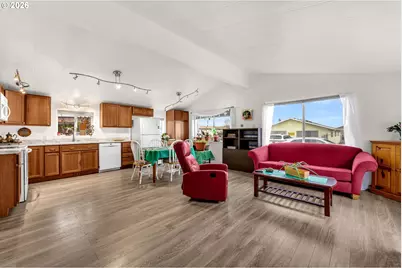 15411 SE Mill Plain Blvd #C12, Vancouver, WA 98684 - Photo 8