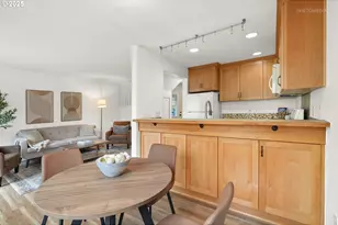 10029 NW Iron Ridge Pl, North Plains, OR 97133 - Photo 14