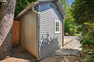 7250 SW Benz Park Dr, Portland, OR 97225 - Photo 36
