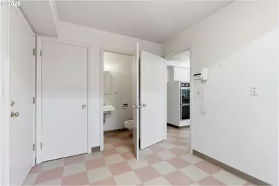 9145 SW Alpine Ter, Portland, OR 97225 - Photo 34